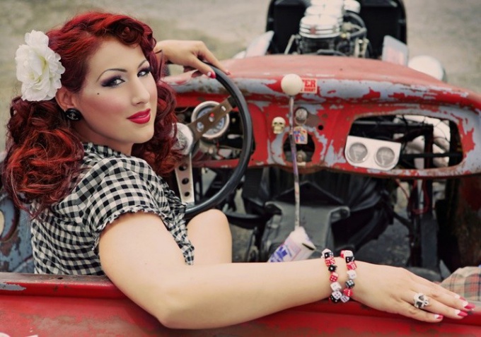 מה תכונות סגנון rockabilly